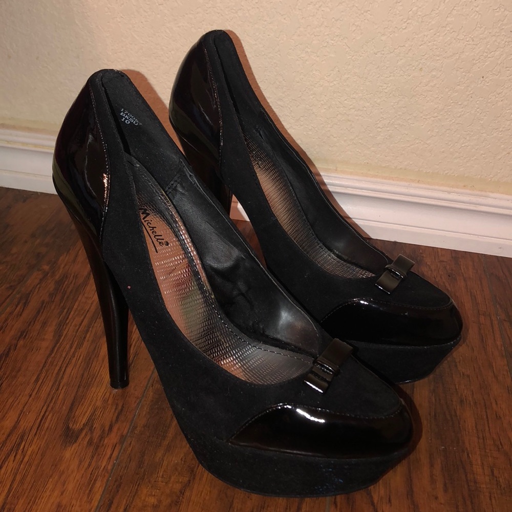 Black Bowtie Pumps 👠